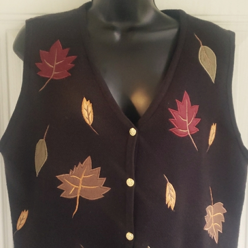 CRYSTAL KOBE ladies sleeveless sweater vest